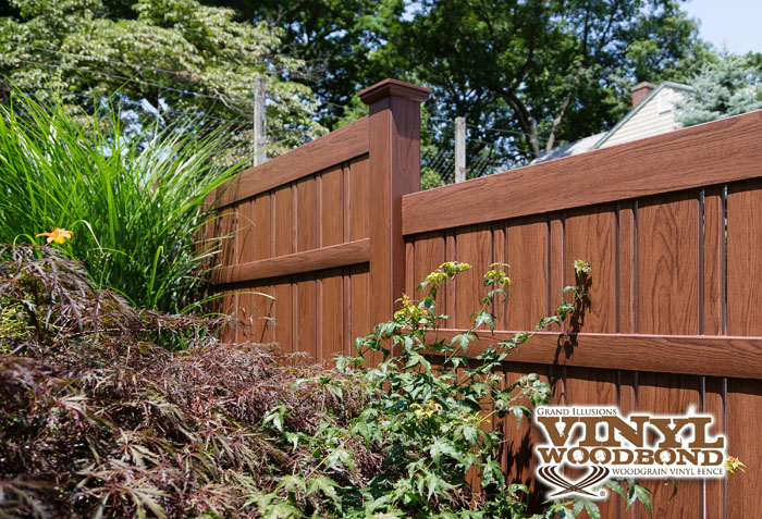 Rosewood Grand Illusions Fence