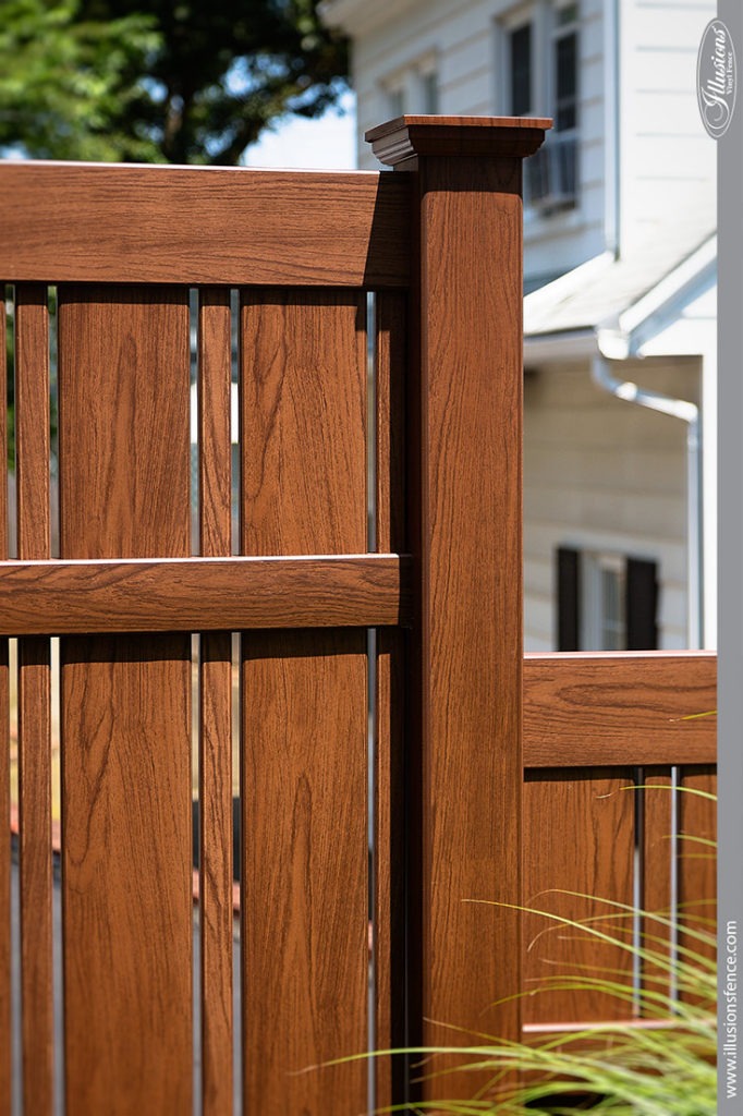 Rosewood Grand Illusions Fence