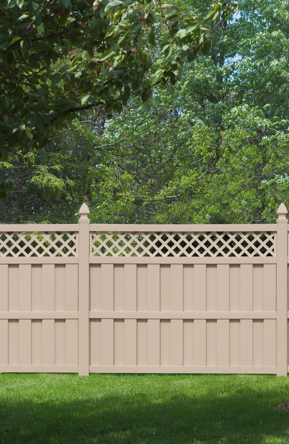 Images of Illusions PVC Vinyl Wood Grain and Color Fence