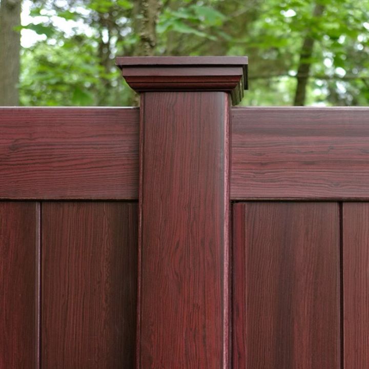 illusions-coolest fence-mahogany pvc vinyl