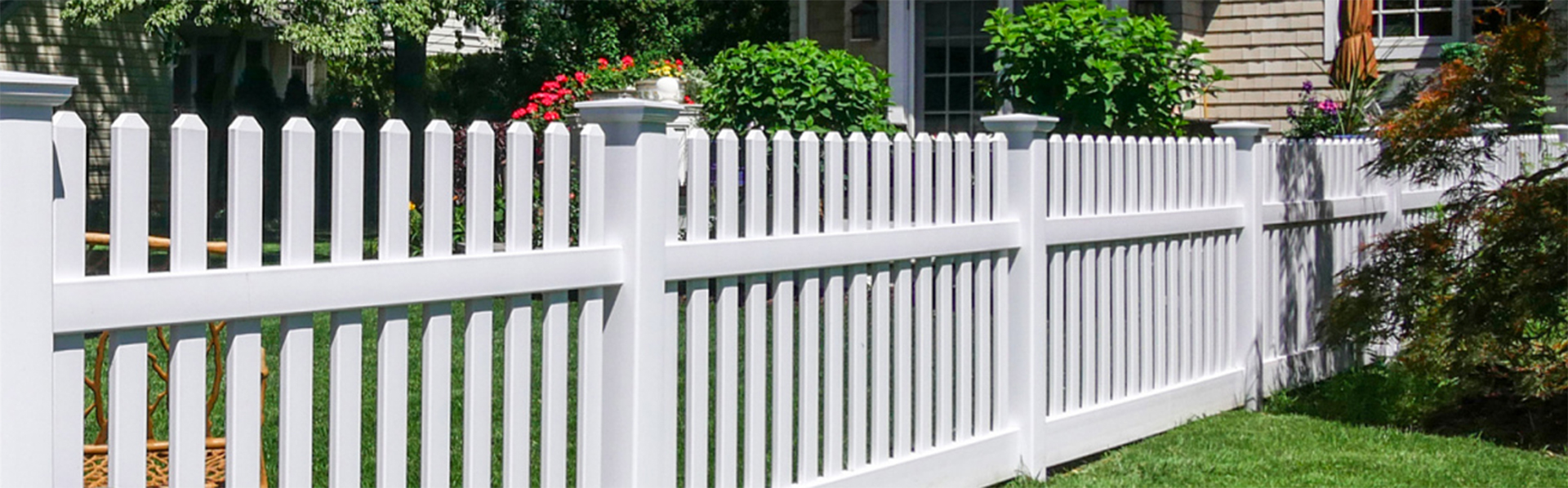 Pvc Vinyl Fence 35 Colors And 5 Woodgrains Illusions Vinyl Fence